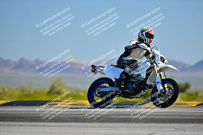 media/Mar-25-2024-Moto Forza (Mon) [[8d4319bd68]]/4-Novice Group/Session 2 (Turn 9 Side)/